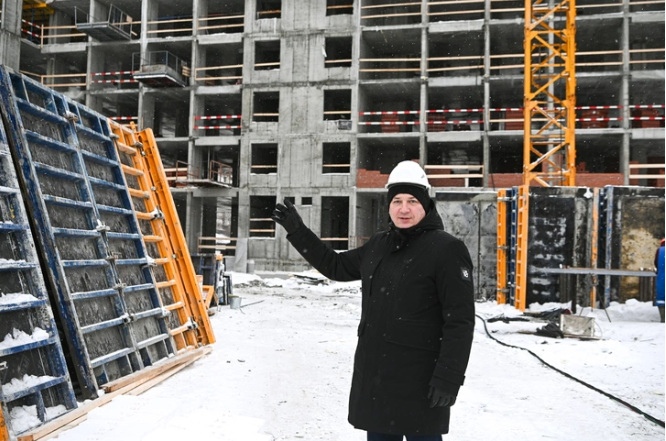 Также застройщик продолжает сотрудничать с теми банками, которые не требуют комиссии за оформление льготной ипотеки: АО «Банк ДОМ.РФ», ПАО КБ «УБРиР», Банк ГПБ (АО), АО «Российский сельскохозяйственный банк»; Также застройщик продолжает сотрудничать с теми банками, которые не требуют комиссии за оформление льготной ипотеки: АО «Банк ДОМ.РФ», ПАО КБ «УБРиР», Банк ГПБ (АО), АО «Российский сельскохозяйственный банк»;
